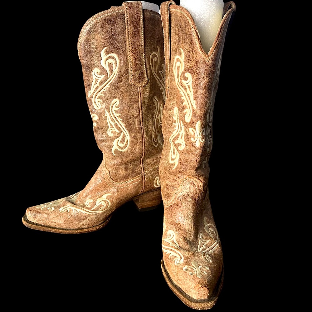 Corral Women’s Tan Suede Fleur De Lis Western Boots Sz 7.5 Wester Luxe Boho Vibe